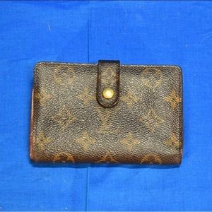 Vintage Louis Vuitton Kiss Lock Wallet